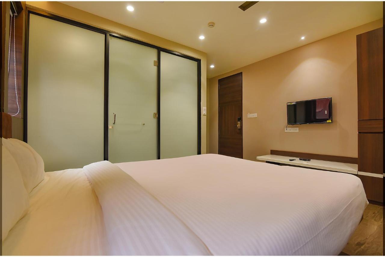 Fabhotel Eros 282 - Nr Sreebhumi Calcutta  Esterno foto