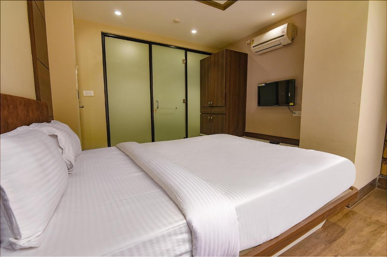 Fabhotel Eros 282 - Nr Sreebhumi Calcutta  Esterno foto
