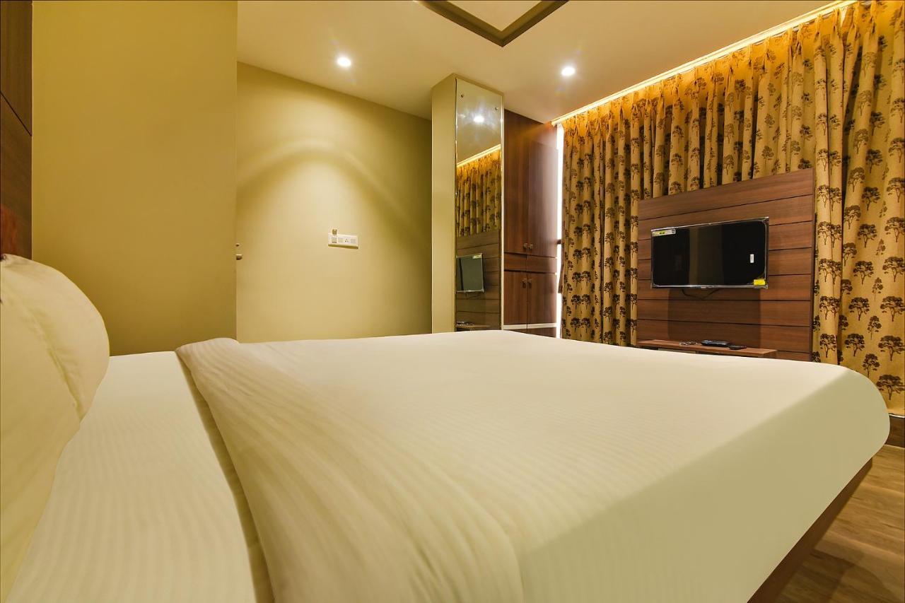 Fabhotel Eros 282 - Nr Sreebhumi Calcutta  Esterno foto