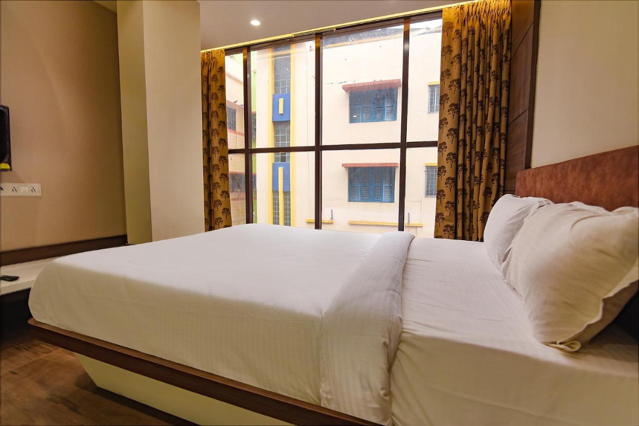 Fabhotel Eros 282 - Nr Sreebhumi Calcutta  Esterno foto